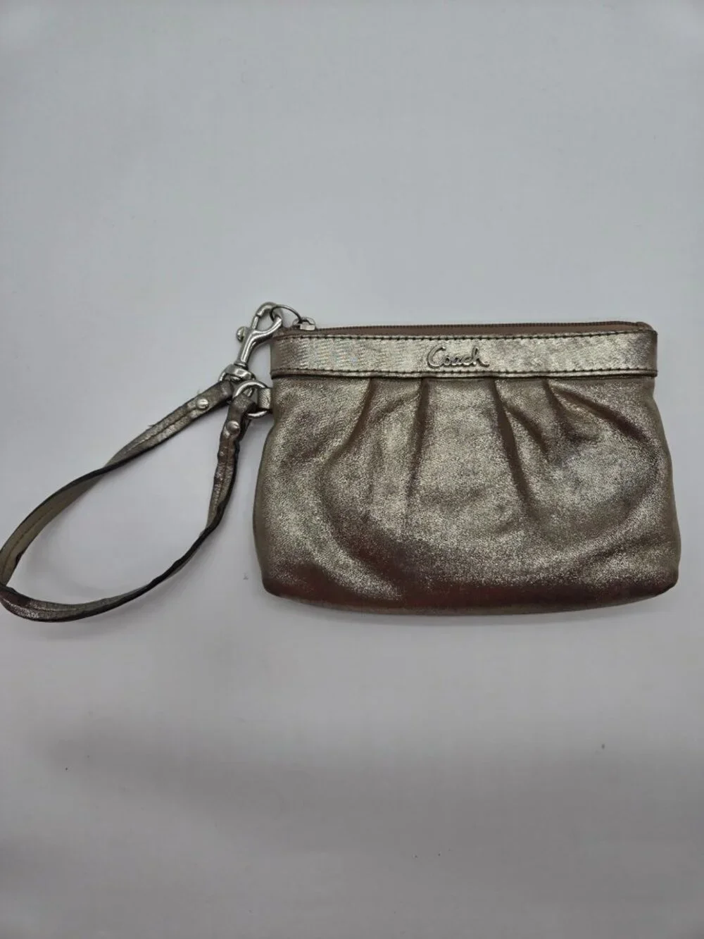 Coach 43431 Metallic Gold Leather Pleated Wristlet Clutch Vintage Pouch